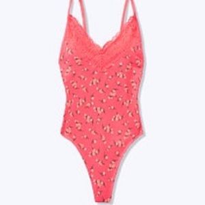 PINK VICTORIAS SECRET NWOT Floral Ribbed Bodysuit